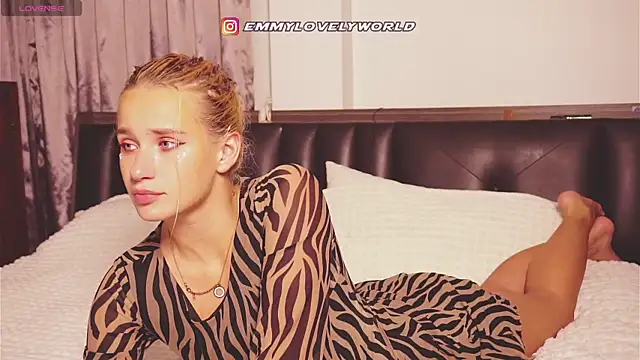 Snapshot of daughter_of_Ronaldo chatting on 09-13-25, 05:35 daughter of Ronaldo online show from 09-13-25, 05:35