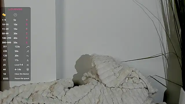 Snapshot of daughter_of_Ronaldo chatting on 10-10-25, 06:07 daughter of Ronaldo online show from 10-10-25, 06:07