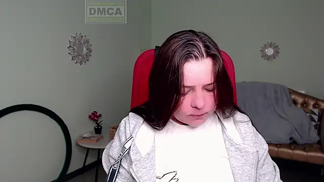 Lily flower7 online show from 01-27-25, 06:41