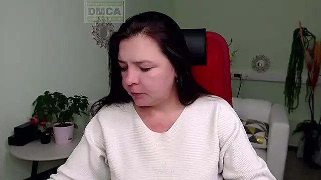 Lily flower7 online show from 10-16-25, 05:52