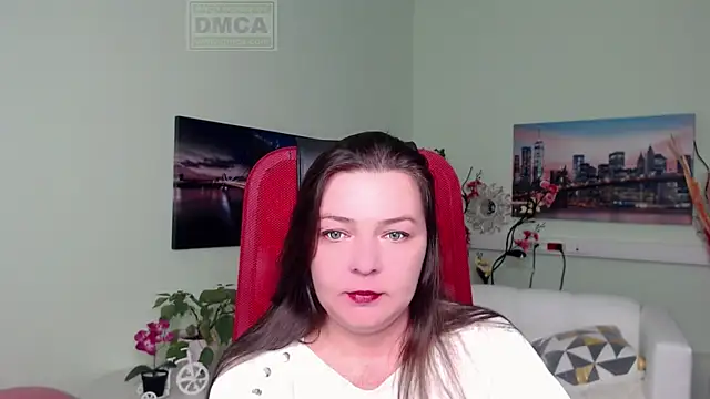 Lily flower7 online show from 11-25-25, 04:07