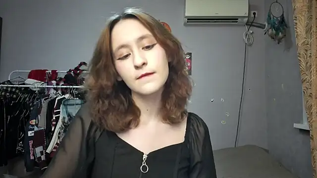 JoannaTompson online show from 02-18-25, 01:10