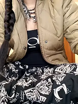 Snapshot of Ruchi-34 chatting on 01-05-25, 11:44 Ruchi-34 online show from 01-05-25, 11:44