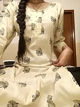 Snapshot of Ruchi-34 chatting on 01-10-26, 10:47 Ruchi-34 online show from 01-10-26, 10:47