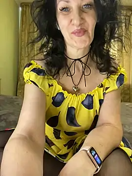 Snapshot of Katie-n chatting on 02-20-25, 07:12 Katie-n online show from 02-20-25, 07:12