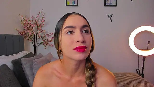 im sarah34 online show from 02-13-25, 06:30