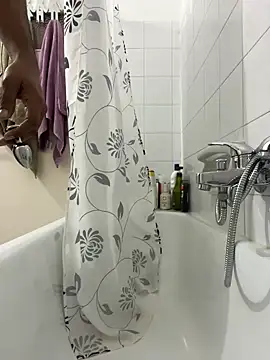 Snapshot of vinzpnr210 chatting on 01-30-25, 02:47 vinzpnr210 online show from 01-30-25, 02:47