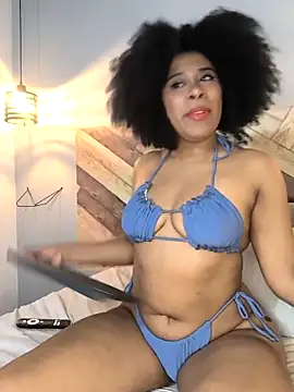 Snapshot of EmmilyBrant chatting on 09-21-25, 12:23 EmmilyBrant online show from 09-21-25, 12:23