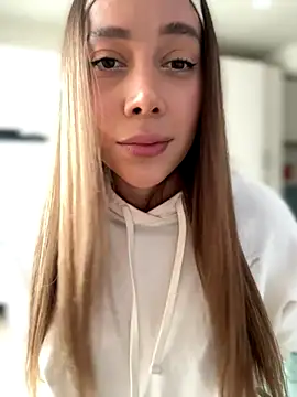 Snapshot of Condes_carmen chatting on 11-14-25, 10:14 Condes carmen online show from 11-14-25, 10:14