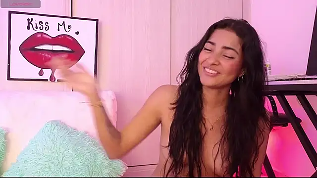 Yues050600 online show from 12-26-24, 03:16