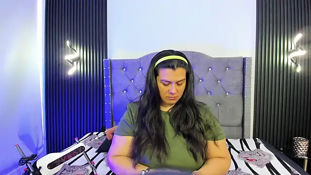 Snapshot of martina_foxy_ chatting on 10-09-25, 12:14 martina foxy online show from 10-09-25, 12:14