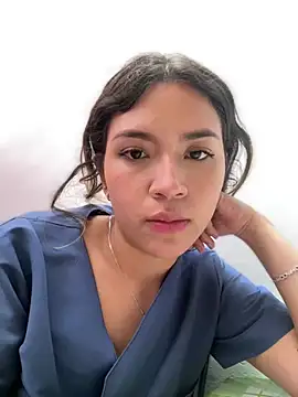 Snapshot of Mila_Morgan chatting on 01-27-25, 05:48 Mila Morgan online show from 01-27-25, 05:48