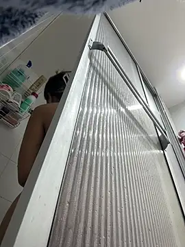 Snapshot of Mila_Morgan chatting on 01-29-25, 05:35 Mila Morgan online show from 01-29-25, 05:35