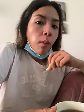 Snapshot of Mila_Morgan chatting on 02-01-25, 03:39 Mila Morgan online show from 02-01-25, 03:39