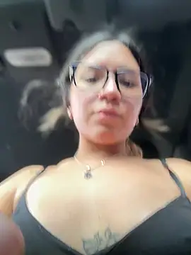 Snapshot of Mila_Morgan chatting on 03-03-25, 08:21 Mila Morgan online show from 03-03-25, 08:21