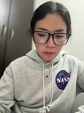 Snapshot of Mila_Morgan chatting on 03-07-25, 03:40 Mila Morgan online show from 03-07-25, 03:40