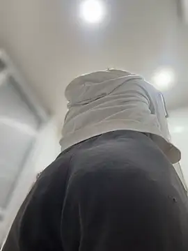 Snapshot of Mila_Morgan chatting on 03-20-25, 05:25 Mila Morgan online show from 03-20-25, 05:25