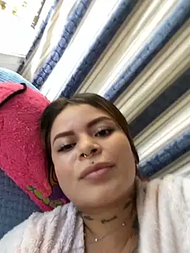 ivanna rivera online show from 11-06-25, 04:08