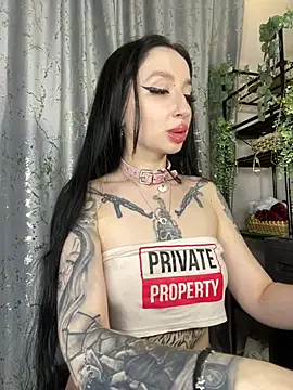 Molly  Moon online show from 02-04-26, 02:28