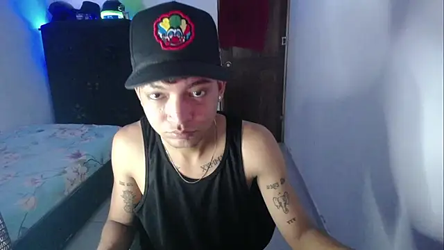 Snapshot of Sxntisaul__ chatting on 02-11-25, 03:29 Sxntisaul online show from 02-11-25, 03:29