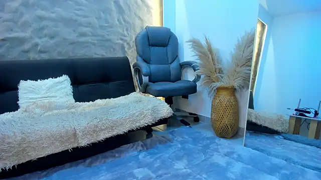 Isa  Blanc online show from 02-07-25, 03:01