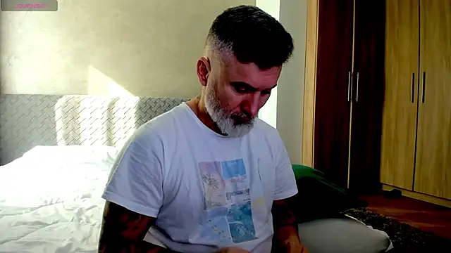 BlowMyXXL online show from 02-26-25, 08:37