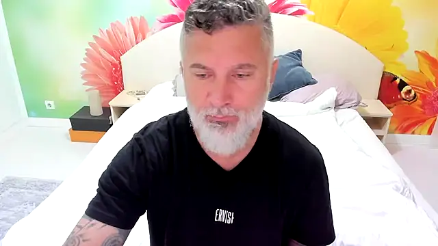 BlowMyXXL online show from 11-29-25, 05:43