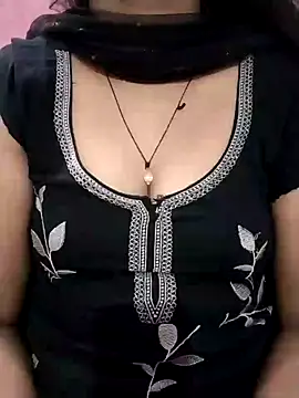 Cute nidhi online show from 12-28-24, 07:55