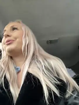 Snapshot of MerlinDave chatting on 12-29-24, 05:31 MerlinDave online show from 12-29-24, 05:31