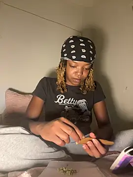 minimama69 online show from 09-21-25, 08:05