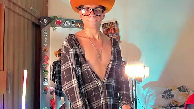 marckalexis online show from 12-18-25, 10:54