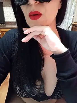 Snapshot of Melanya83 chatting on 03-08-25, 12:11 Melanya83 online show from 03-08-25, 12:11