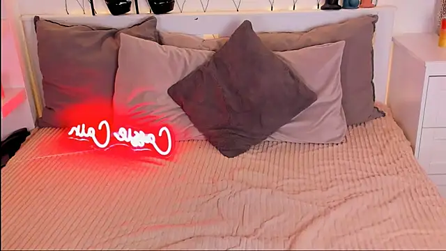 CassyCain online show from 03-12-26, 10:10