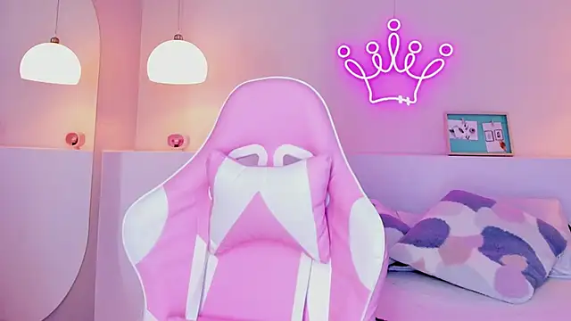 violeth hill online show from 01-31-25, 08:01