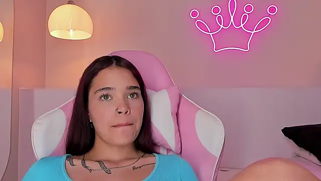 violeth hill online show from 02-16-25, 02:42