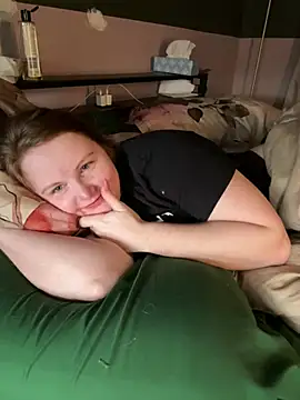 Snapshot of GingerSnap33 chatting on 02-02-25, 05:26 GingerSnap33 online show from 02-02-25, 05:26