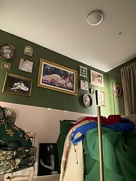 Snapshot of GingerSnap33 chatting on 02-23-25, 03:35 GingerSnap33 online show from 02-23-25, 03:35