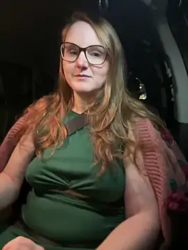 Snapshot of GingerSnap33 chatting on 03-01-25, 08:34 GingerSnap33 online show from 03-01-25, 08:34