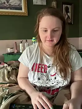 Snapshot of GingerSnap33 chatting on 03-16-25, 05:28 GingerSnap33 online show from 03-16-25, 05:28