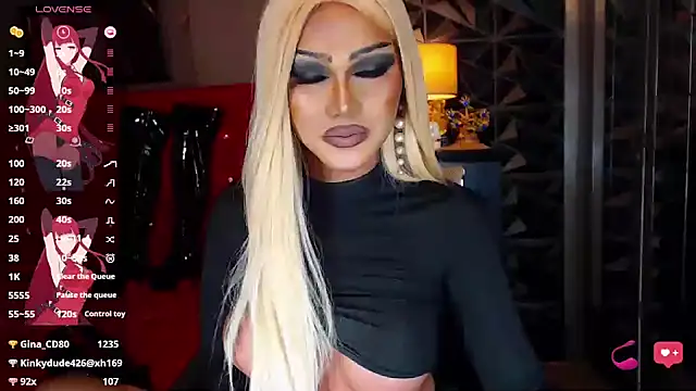 Snapshot of NatalyaFox chatting on 01-14-25, 01:28 NatalyaFox online show from 01-14-25, 01:28