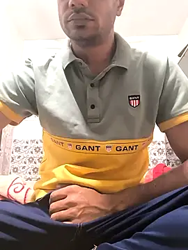 toxicboy121212 online show from 03-20-25, 11:45