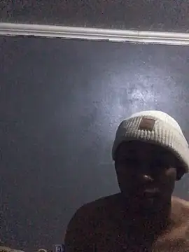 Snapshot of MixedItem chatting on 11-20-25, 08:19 MixedItem online show from 11-20-25, 08:19