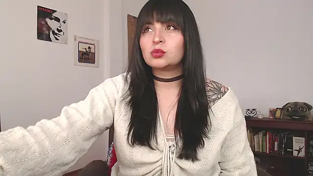 Snapshot of Marci_owo chatting on 02-26-25, 03:19 Marci owo online show from 02-26-25, 03:19