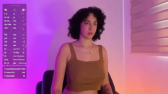 Snapshot of thaliacollins chatting on 01-10-25, 02:55 thaliacollins online show from 01-10-25, 02:55