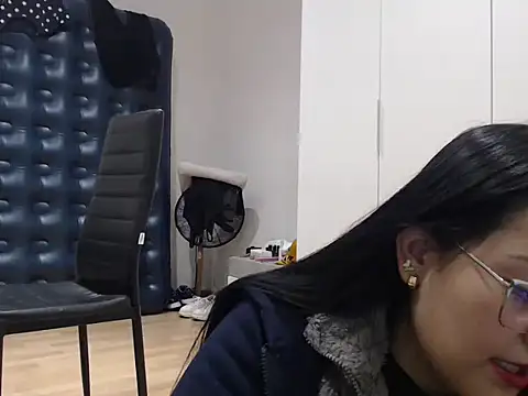 Alisha 99 online show from 11-21-25, 06:39