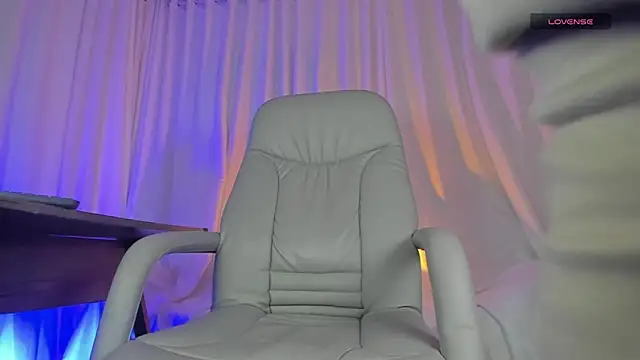 Snapshot of matt_benji chatting on 03-19-25, 09:58 matt benji online show from 03-19-25, 09:58