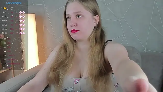 Snapshot of Megan_Violer chatting on 12-11-24, 03:26 Megan Violer online show from 12-11-24, 03:26