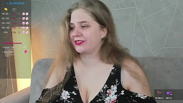 Snapshot of Megan_Violer chatting on 01-26-25, 03:36 Megan Violer online show from 01-26-25, 03:36