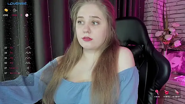 Snapshot of Megan_Violer chatting on 01-30-25, 03:51 Megan Violer online show from 01-30-25, 03:51