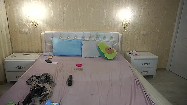 LunaaMayy online show from 03-02-26, 05:08